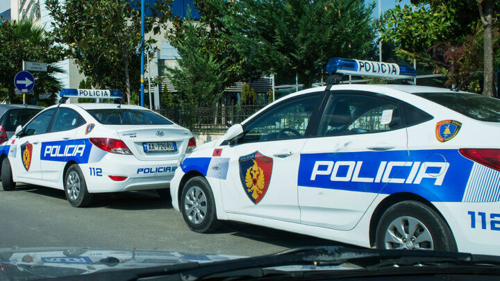 Четверо российских туристов погибли в отеле в Албании