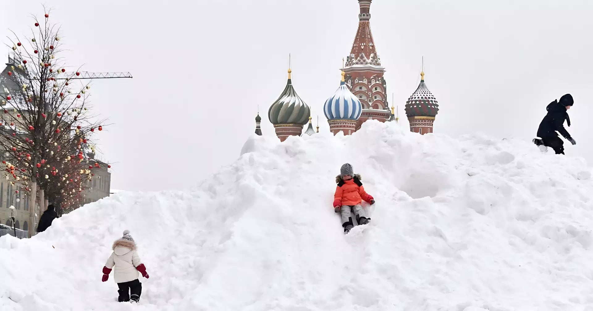 Москва третий день подряд обновляет снежные рекорды