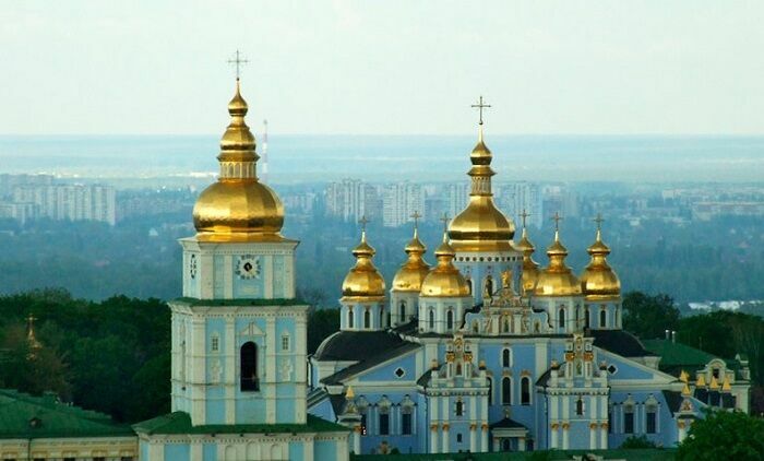 В РПЦ говорят о расколе всемирного православия