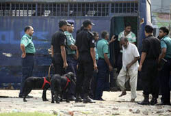 В Бангладеш более 150 человек приговорены к смерти по делу о мятеже