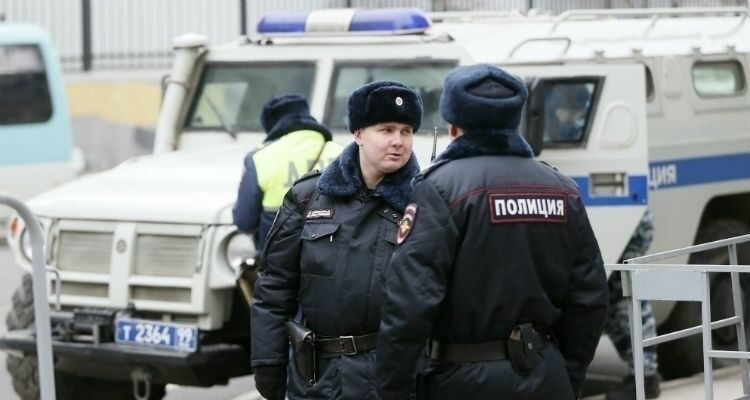 Житель Ростовской области открыл стрельбу в здании администрации