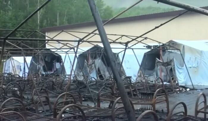Число жертв пожара в палаточном лагере в Хабаровском лагере выросло до четырех