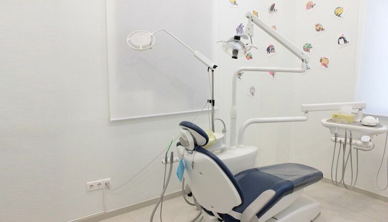 В Москве перестали оказывать большинство стоматологических услуг