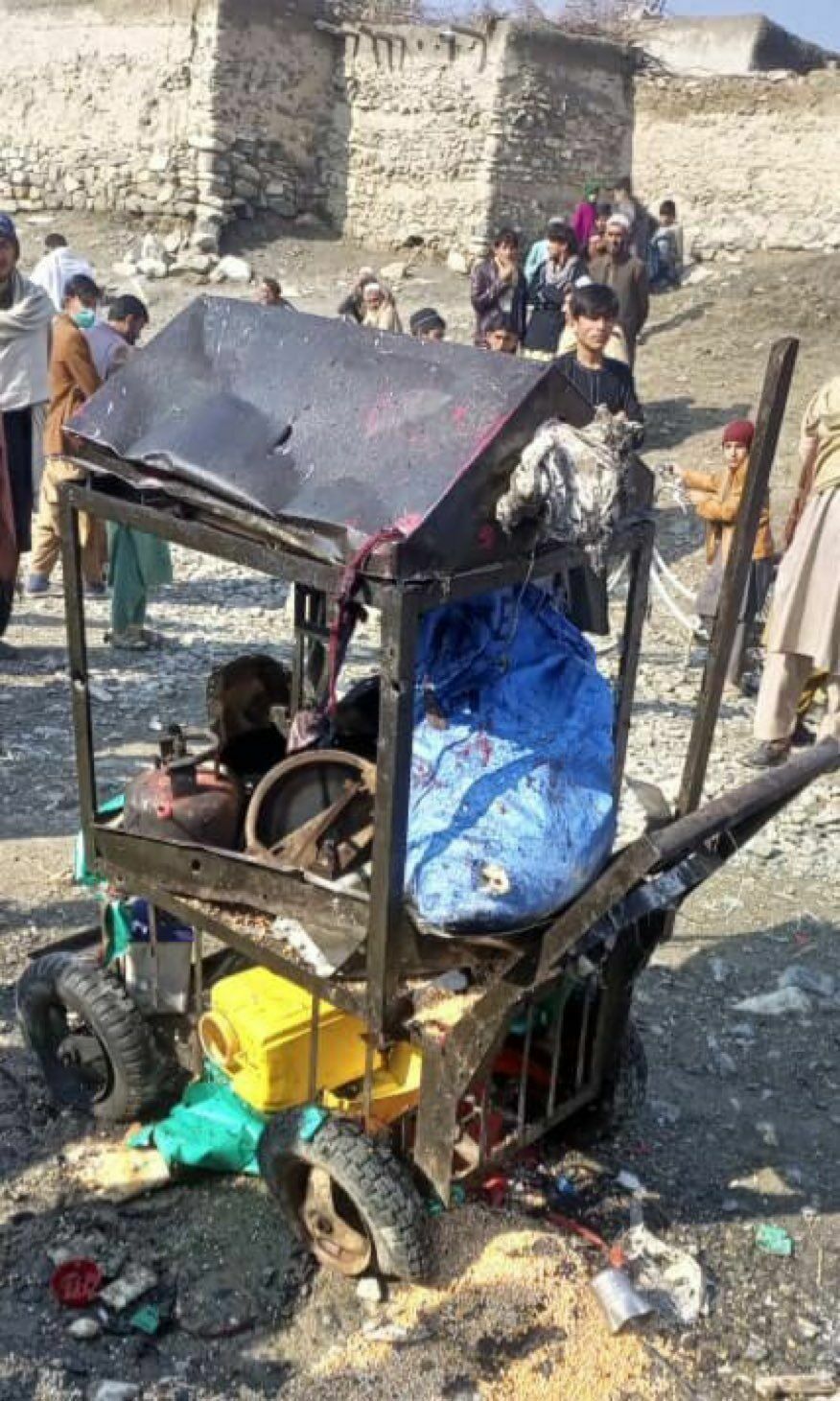 Девять детей погибли в результате взрыва снаряда в Афганистане