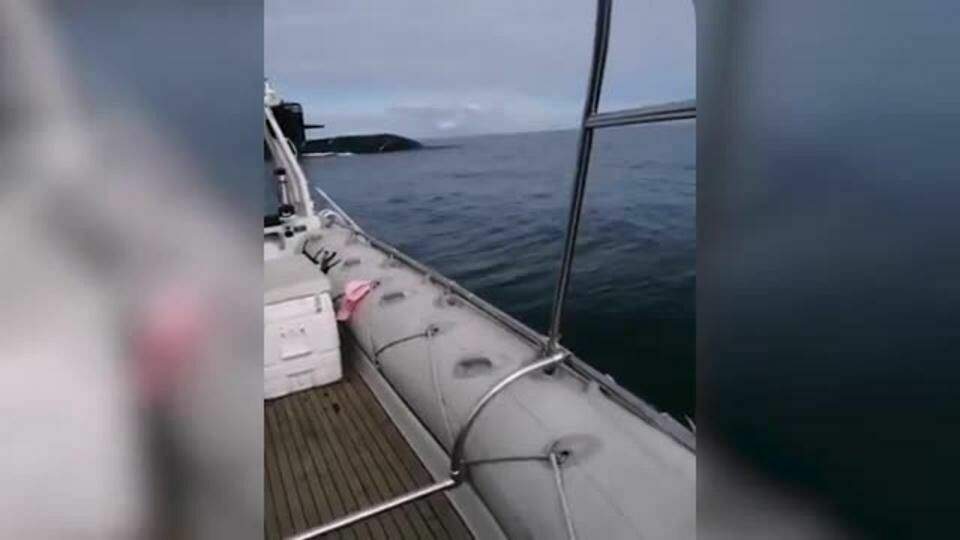 Рыбаки на Камчатке "выудили" подводную лодку