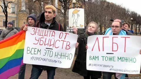 Агентство Reuters опубликовало новые подробности травли геев в Чечне