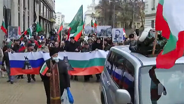 Между НАТО и ностальгией: Болгария превращается в страну нищих маргиналов