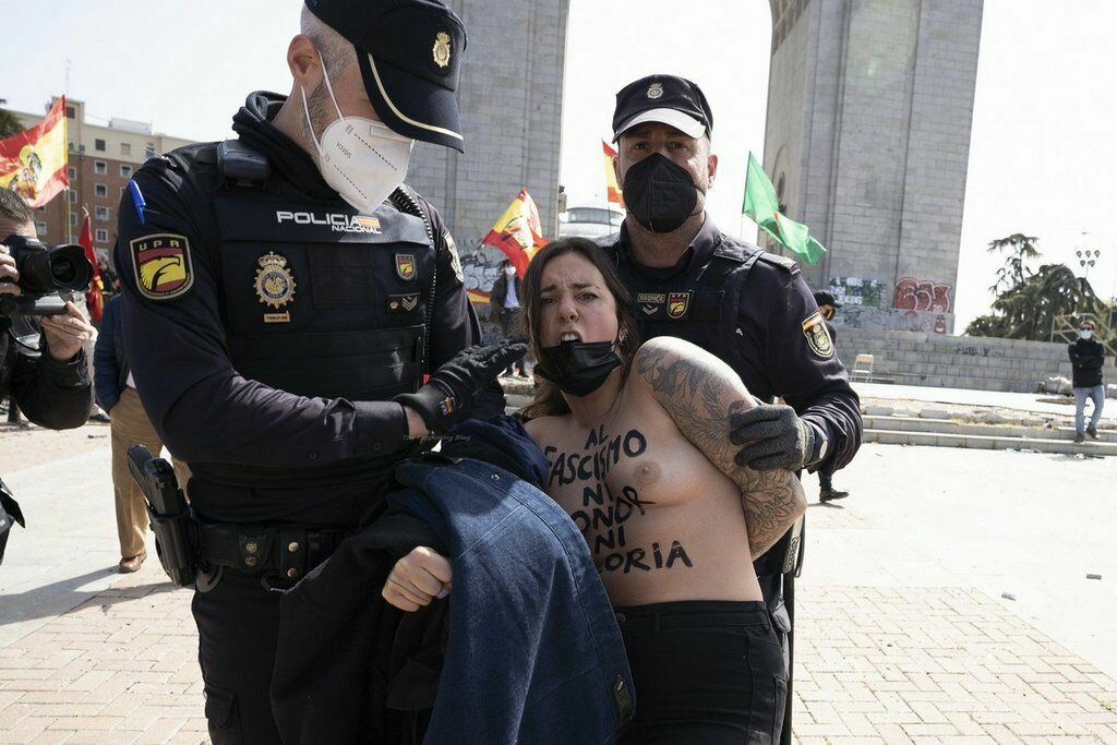 Секс-туризм под угрозой: в Испании и Нидерландах обещают войну проституции