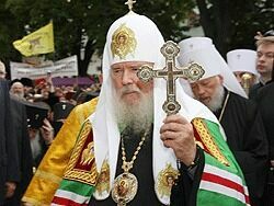 В Киеве верующих не пустили к Патриарху Алексию II