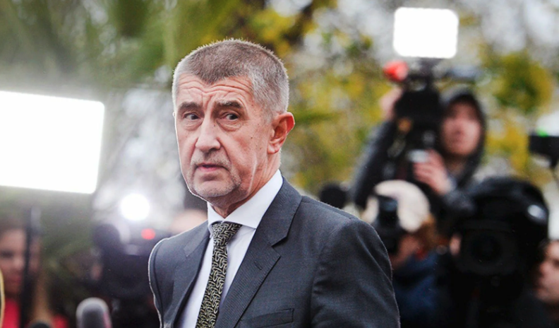 На выборах в Чехии лидирует правящее движение премьера Андреня Бабиша