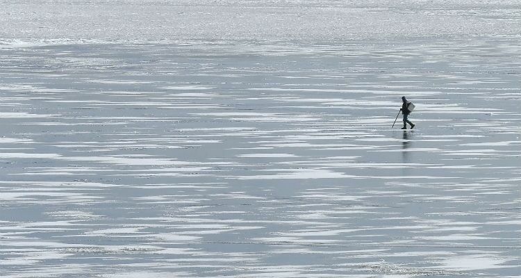 Трое детей в Иркутской области провалились под лед и утонули