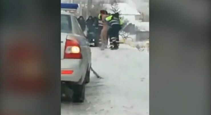 В Витебске арестовали голого мужчину, устроившего ДТП (видео)