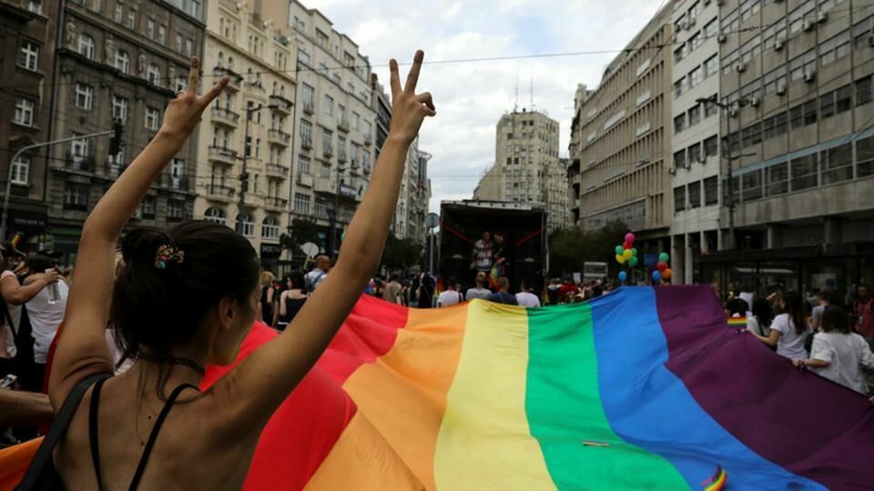 Бразильский суд разрешил психологам "лечить" людей от гомосексуальности