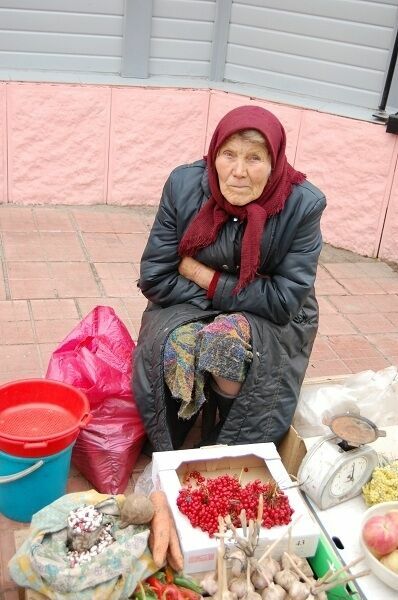 Пенсионерка из Москвы вызвалась помогать героине нашего интервью - бабе Оле