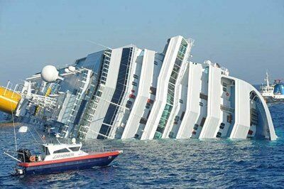 Катастрофа лайнера Costa Concordia у берегов Италии