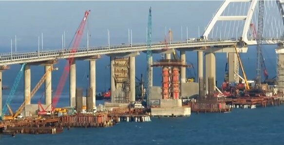 Специалист по железобетону увидел дефект в опоре Крымского моста