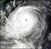 Тайфун «Фэньшэнь» идёт на Китай