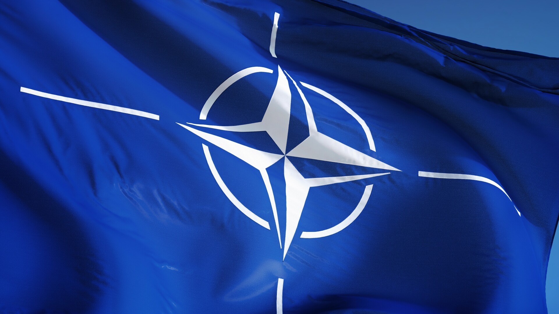В НАТО заявили, что Украина сможет вступить в блок, если уступит часть земель России