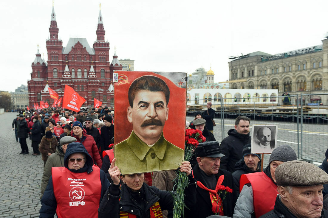 Историк: «Сталинизм пророс слишком глубоко и большинству кажется естественным...»