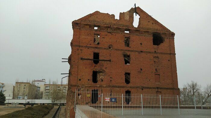 В Волгограде обрушился фронтон мельницы-памятника войны