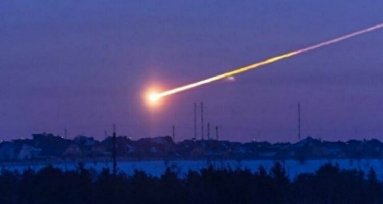 Жители Сибири стали очевидцами падения метеорита