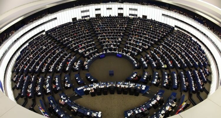 Европарламент призвал ЕС не воспринимать РФ как стратегического партнера