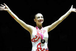 Гимнастка Канаева выиграла пятую золотую медаль на Чемпионате мира