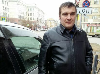 Водитель,  Вячеслав Грушевский, 45 лет, набрал полную машину попутчиков