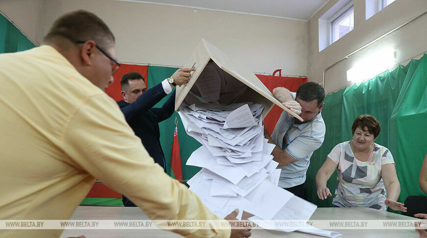 Наблюдатели от СНГ не заметили нарушений на выборах в Белоруссии