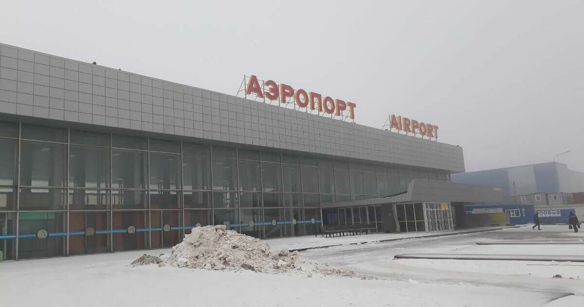 Аэропорт Волгограда перестал принимать рейсы из-за ледяного дождя