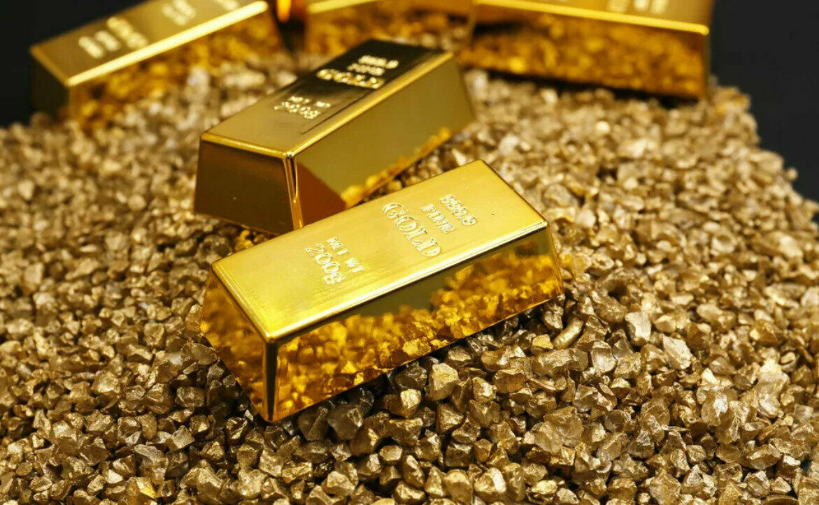 За 2020 год запасы золота в российских банках снизились на 38%
