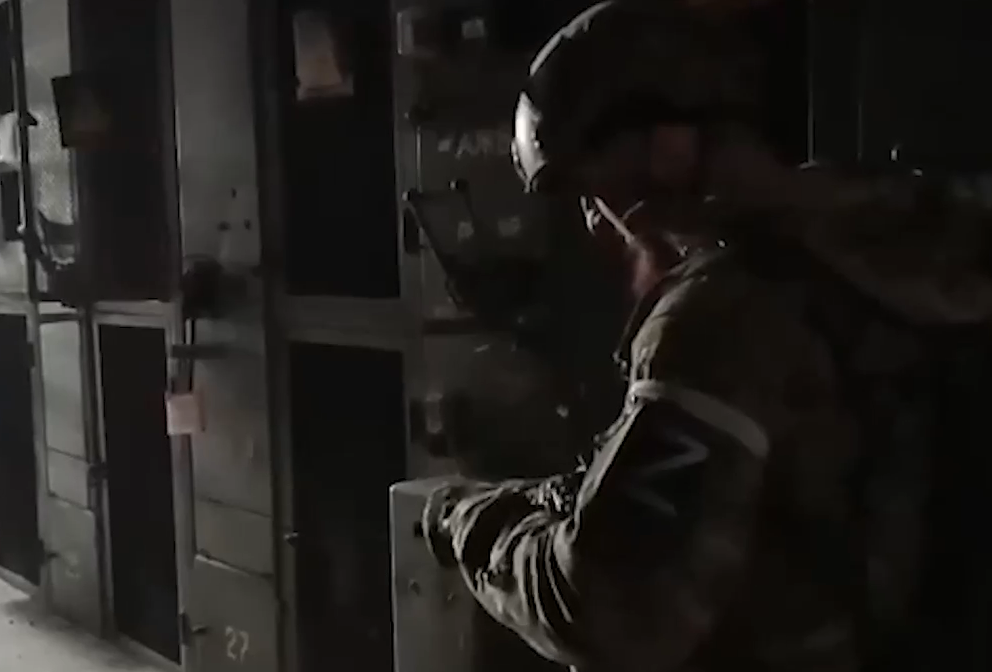 Рамзан Кадыров показал видео боев на заводе «Азовсталь»