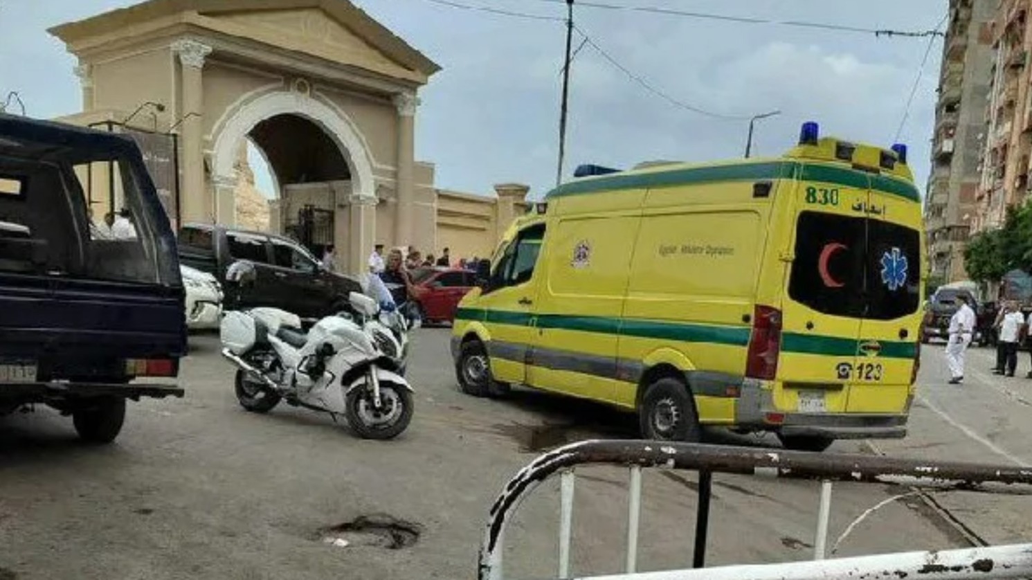 Полицейский расстрелял израильских туристов в египетской Александрии (ВИДЕО)