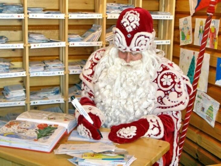 Дед Мороз разрешил россиянам дарить детям игрушечное оружие
