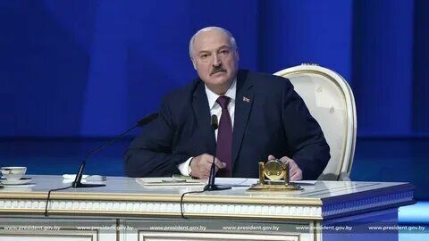 Особо миролюбивый взгляд: что хотел сказать Лукашенко в своем послании