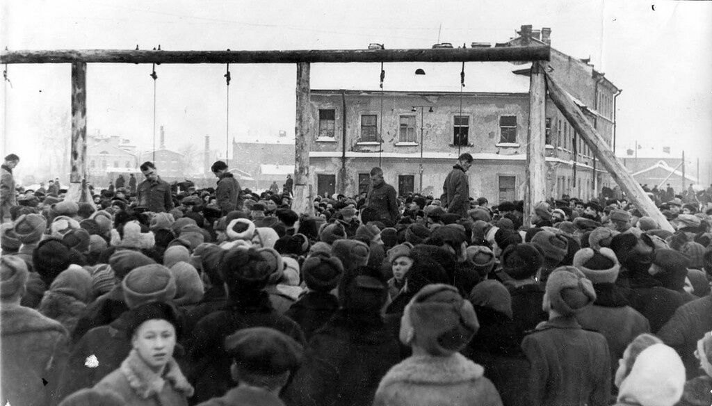 17  апреля:  в  1943-м  в  СССР  возвращаются  каторга  и  виселица