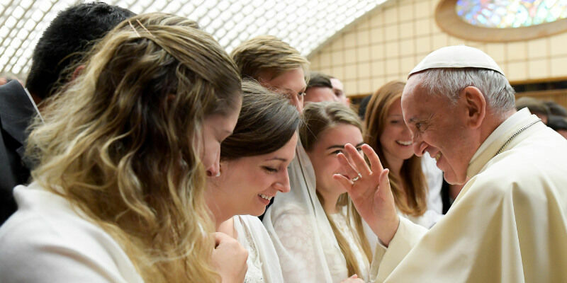 Папа Франциск решил привлечь больше женщин к управлению Ватиканом