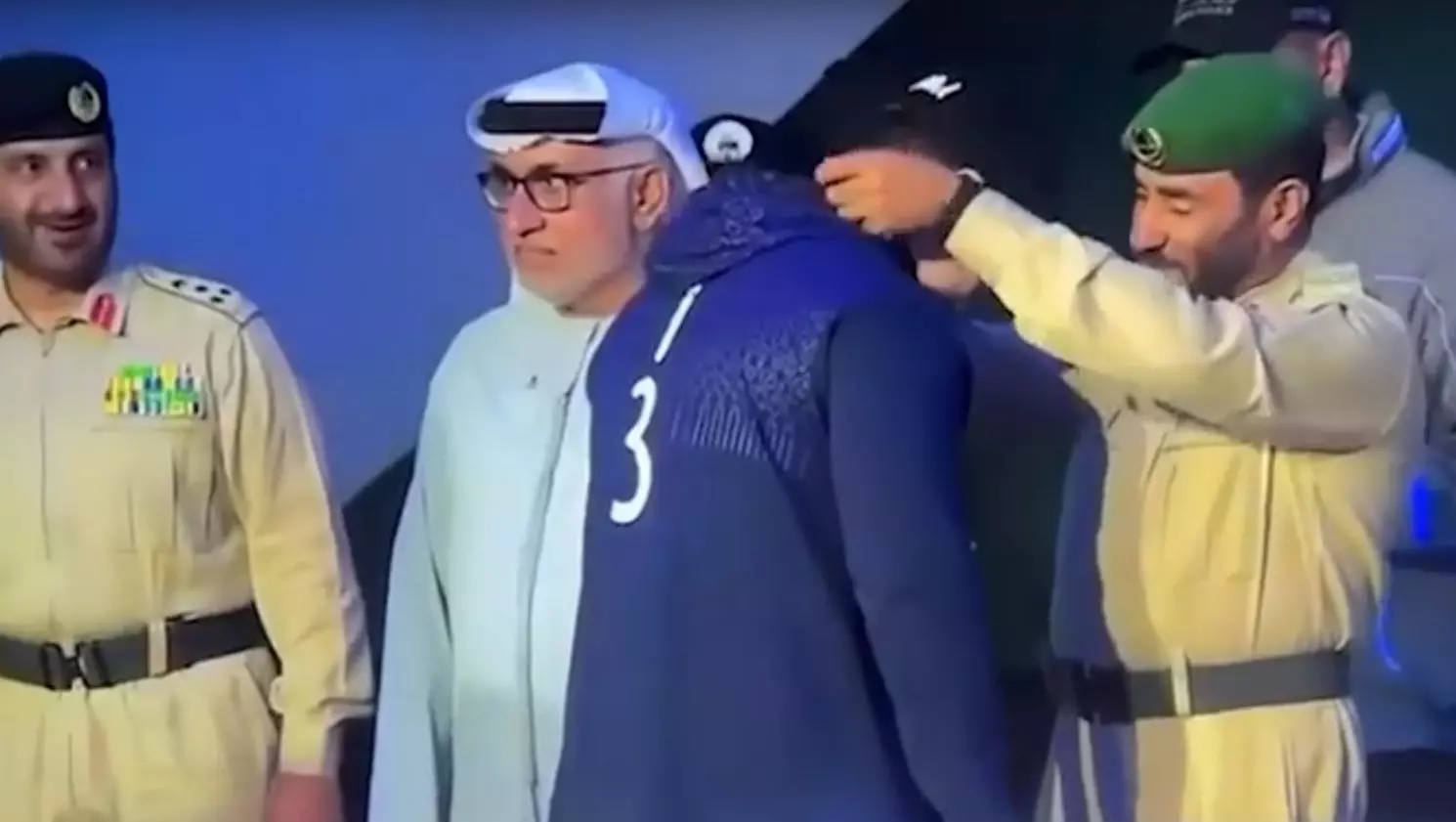 Награждение Адама Кадырова на состязаниях спецназа UAE SWAT Challenge в Дубае