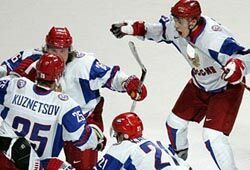 Молодежная сборная России по хоккею вышла в полуфинал ЧМ (ВИДЕО)