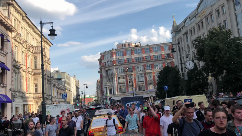 Глава ГУВД столицы Баранов обещал "защитить москвичей во время незаконного митинга"