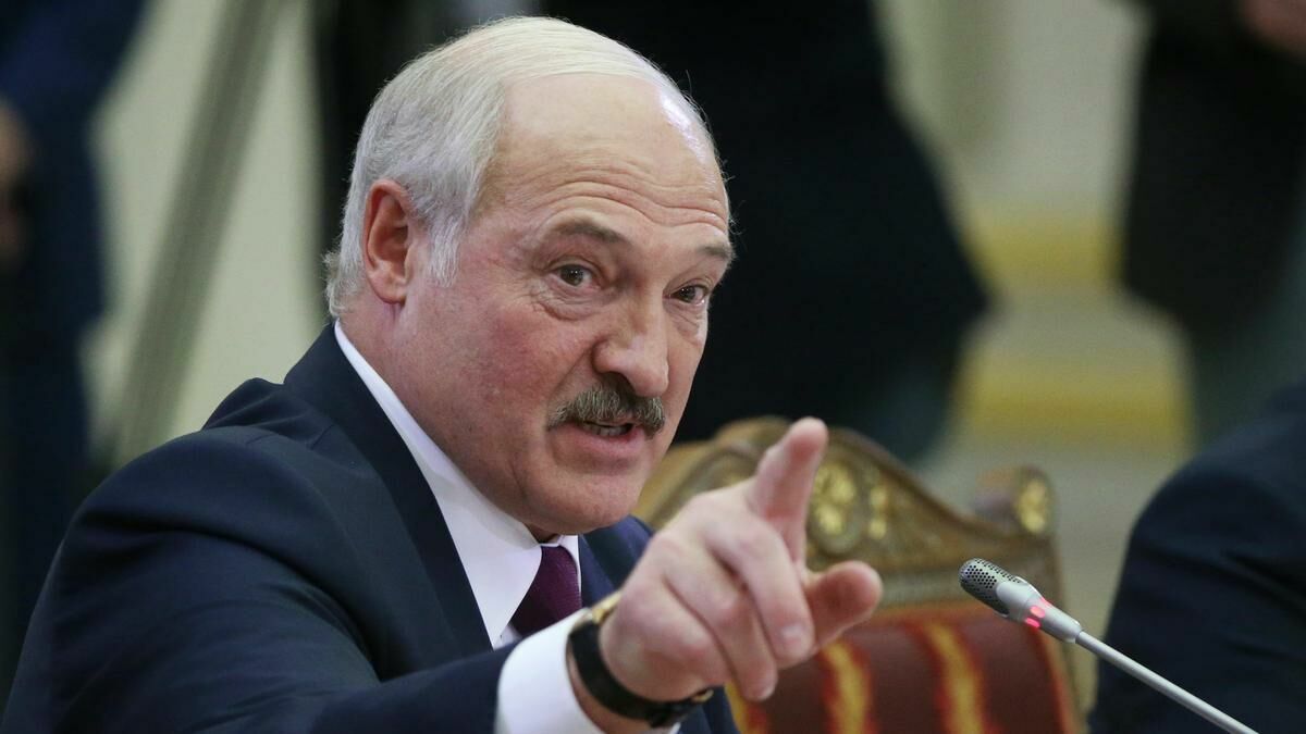 Александр Лукашенко назвал дату новой революции в Белоруссии