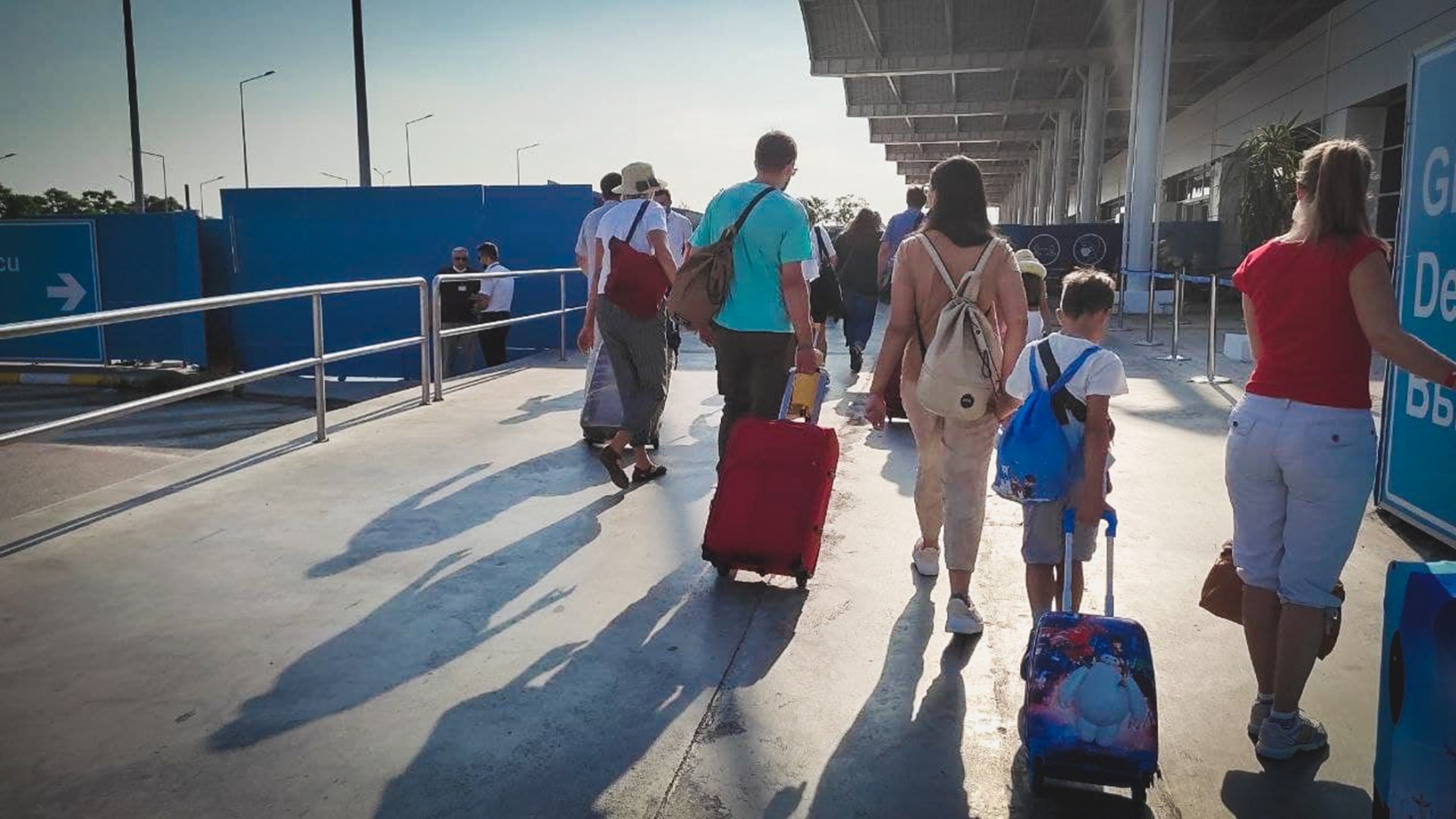 ВЦИОМ: более половины россиян проведут летний отпуск дома
