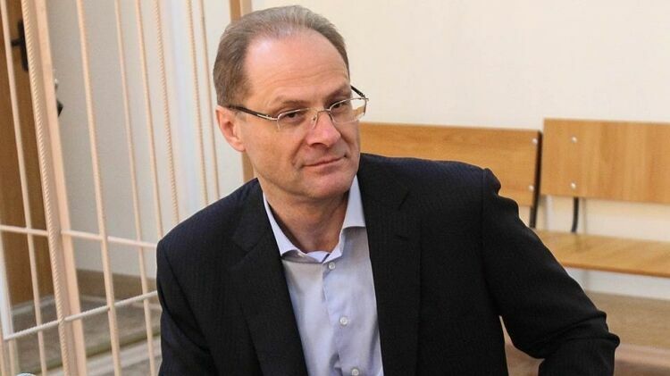 СК прекратил дело экс-губернатора Новосибирской области Василия Юрченко