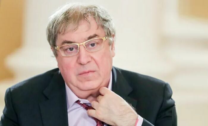 Михаил Гуцериев заявил о выходе из совета директоров компании "РуссНефть"