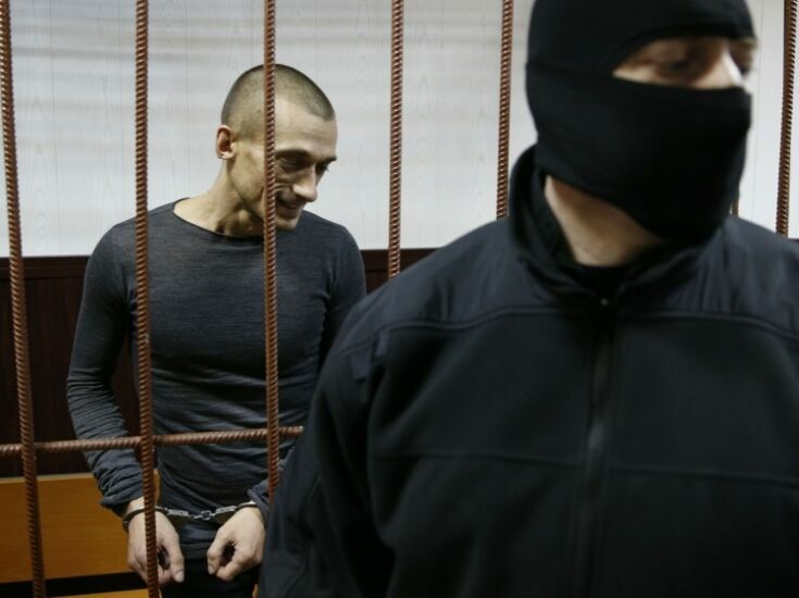 Защита Павленского обжаловала приговор по делу о покрышках