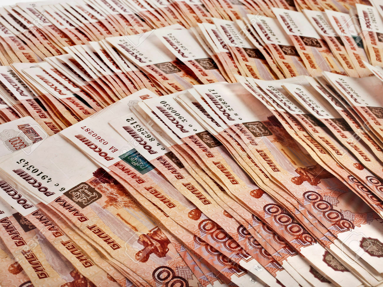 В Иркутской области мэр увеличил себе зарплату на 800 тыс. рублей