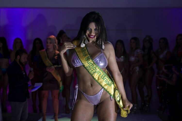 Обладательницу самых красивых ягодиц «Мисс Бум-Бум» выбрали в Бразилии
