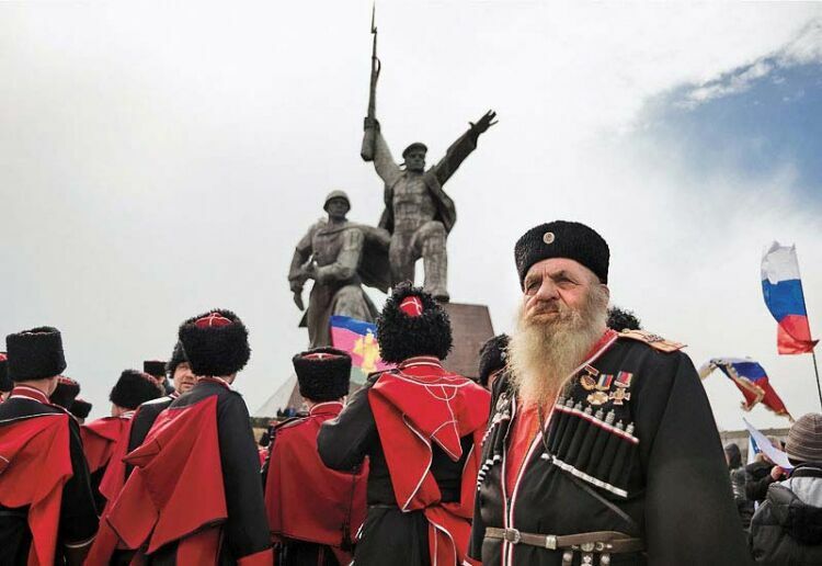 Власти Крыма насчитали на полуострове 99% россиян