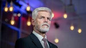 Бывший глава Военного комитета НАТО лидирует на президентских выборах в Чехии