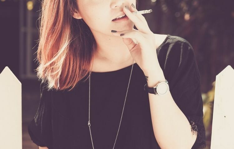 Ученые узнали, почему многие подростки начинают курить